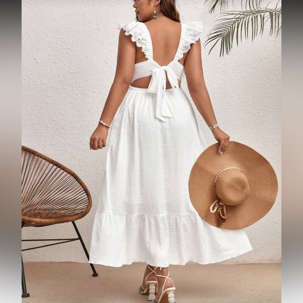 Plus Size Sweetheart Tie Backless Ruffle Trim Hem Dress White